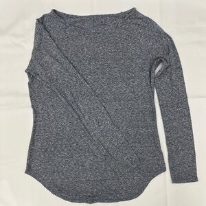 Athleta Heathered Gray Long Sleeve Top